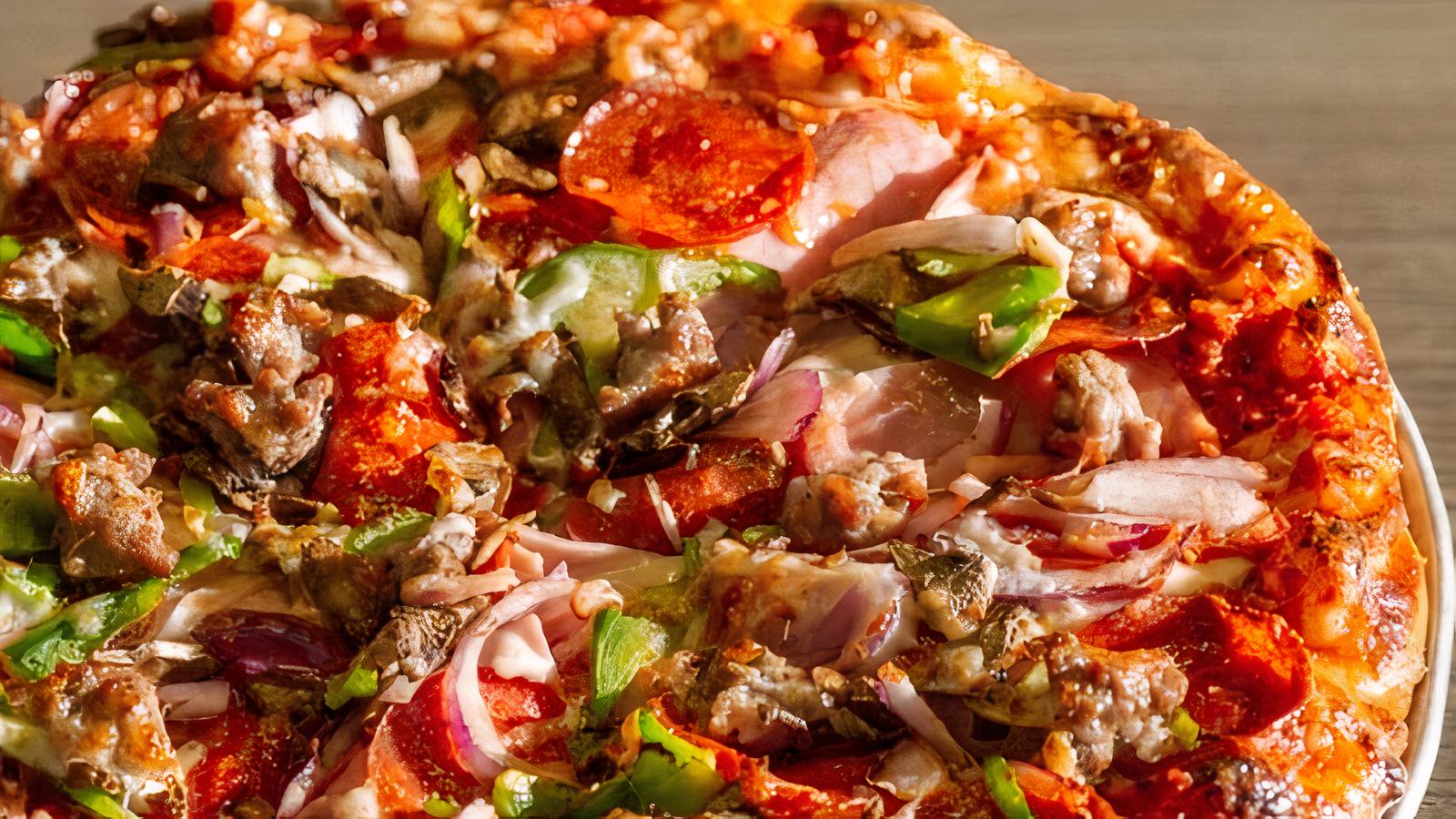 Deluxe Pizza