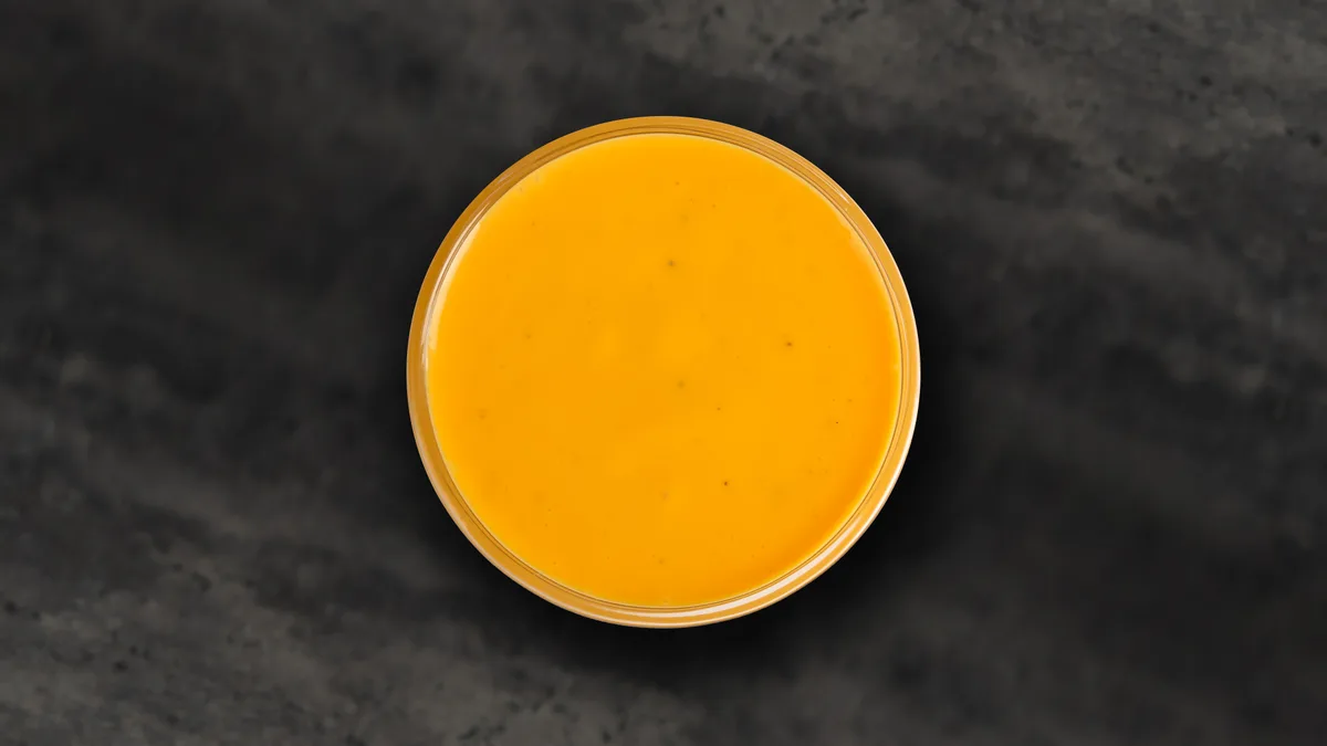 Cheddar szósz