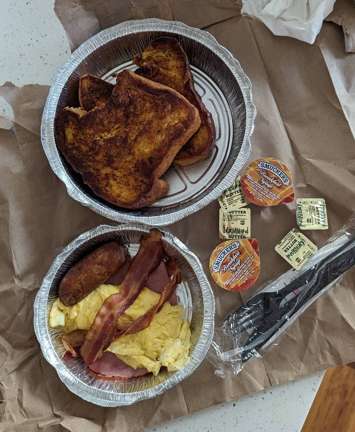 Pete's Grill Deluxe Delight
