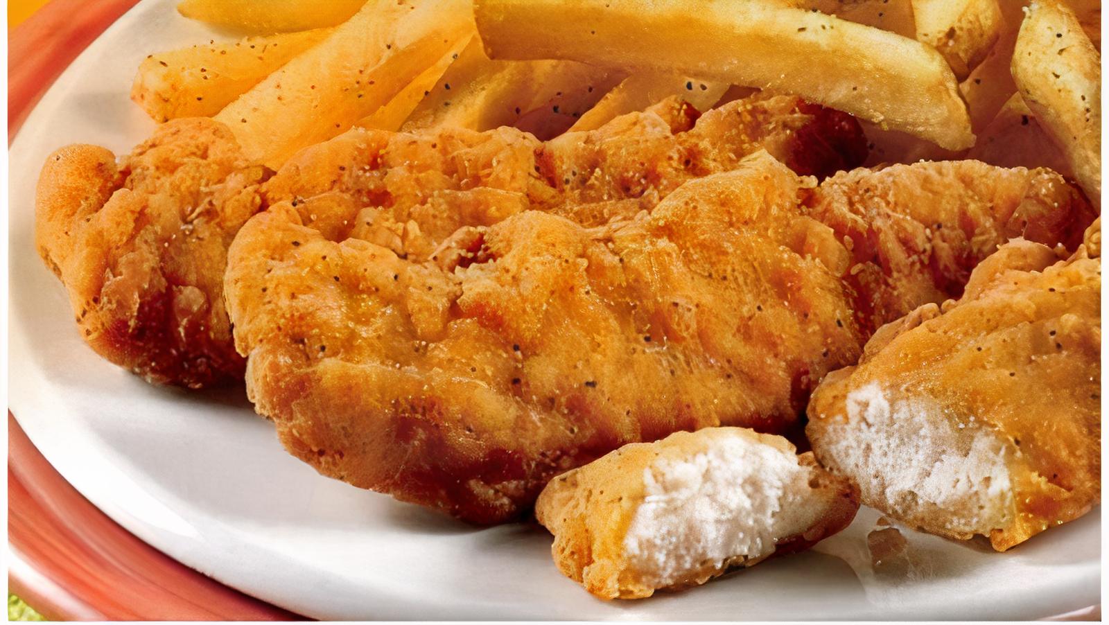 Chicken Fingers w/ Fries