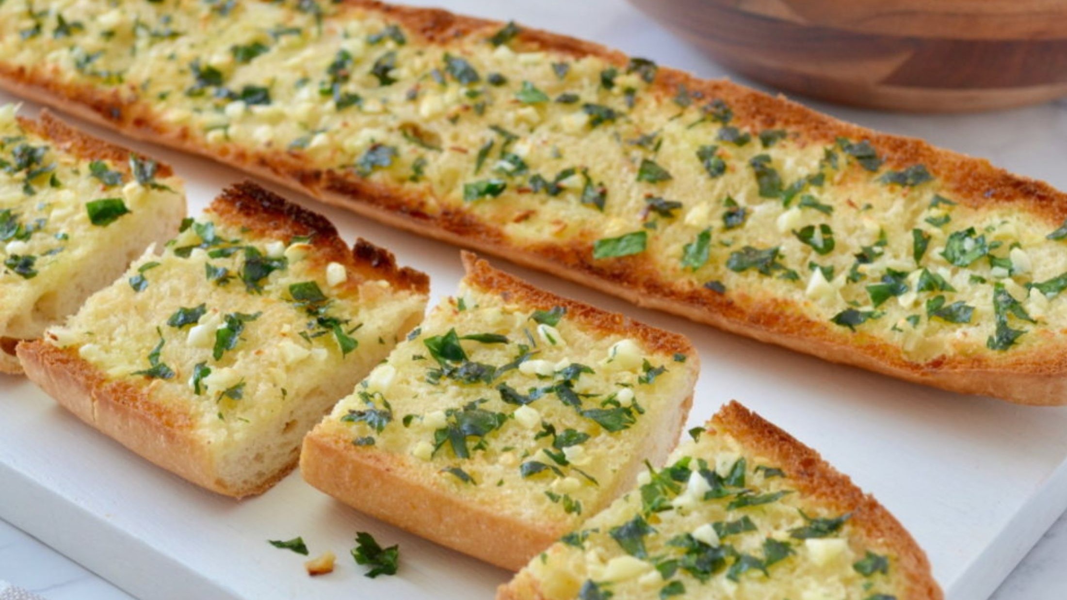 Garlic Bread (12 Inches Bread)