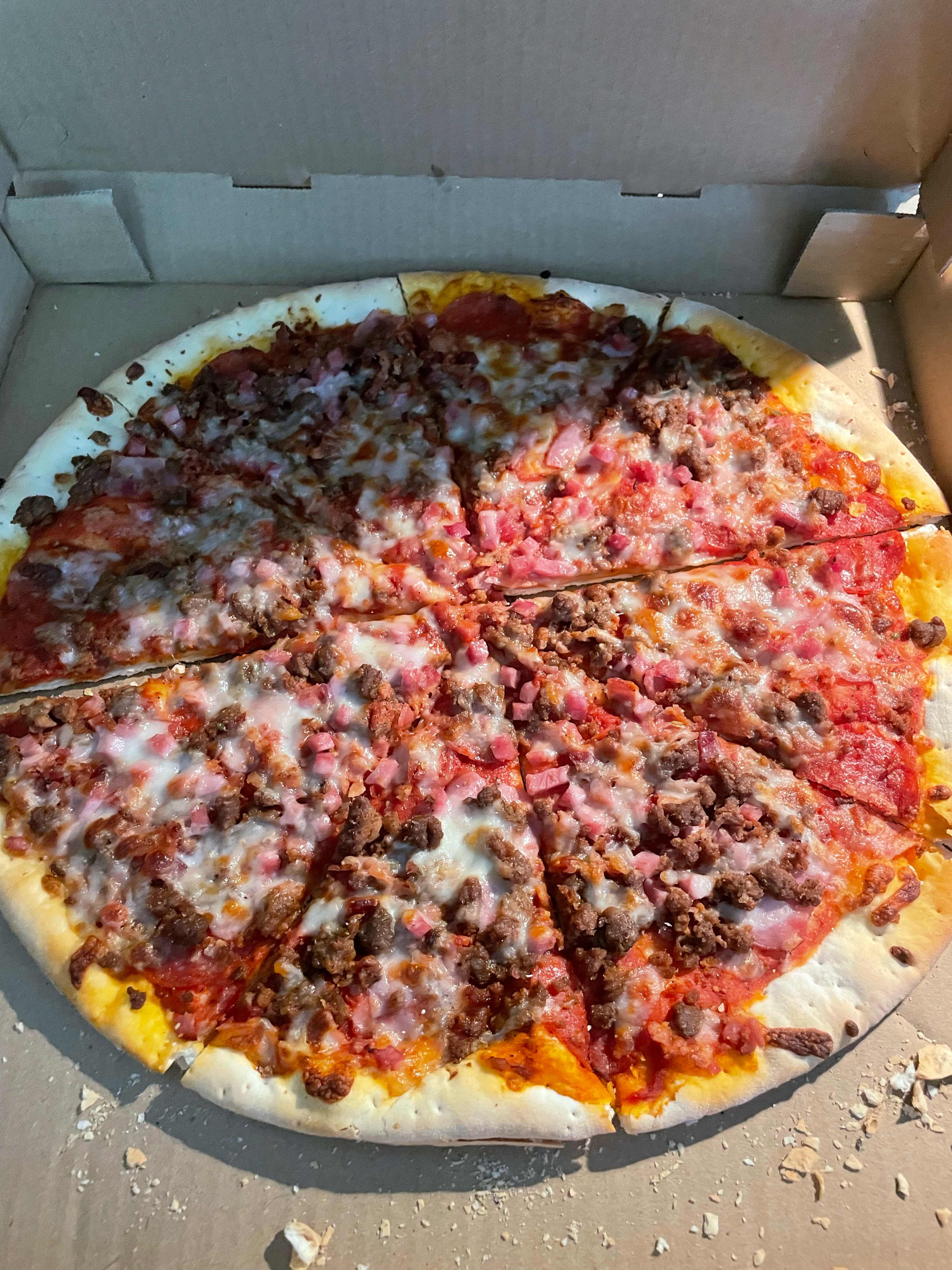 14" Thin Crust Meat Lovers