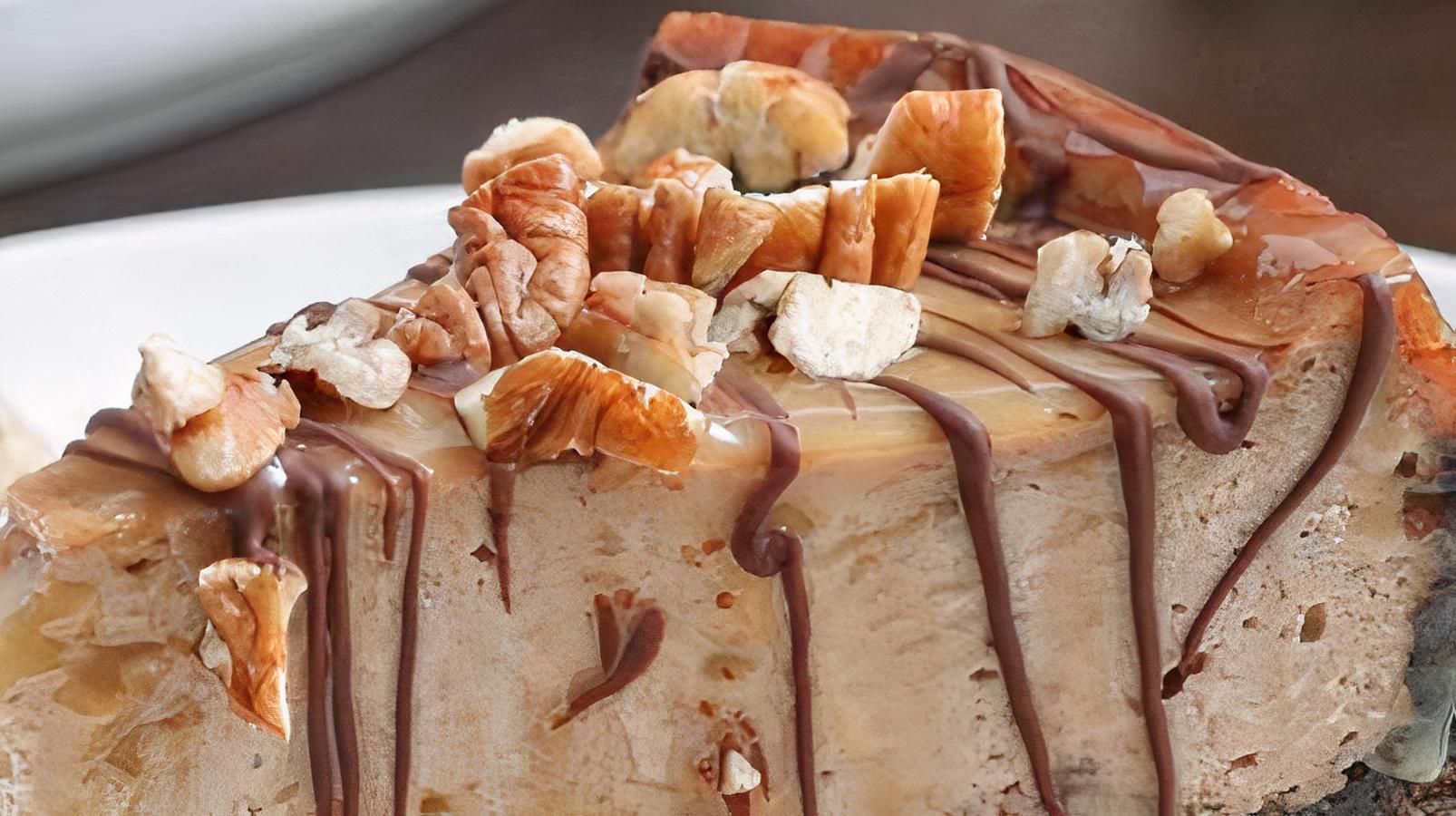 Gluten-Friendly Turtle Cheesecake