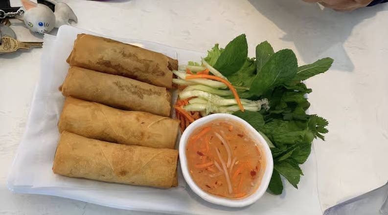 Grilled Chicken Spring Rolls (4 pcs)
