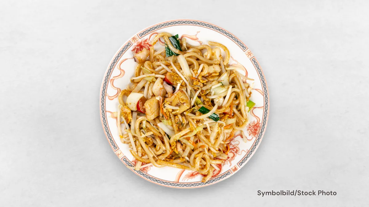 Banh Canh Xao Rau