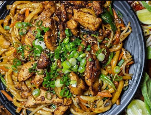 Udon de pollo