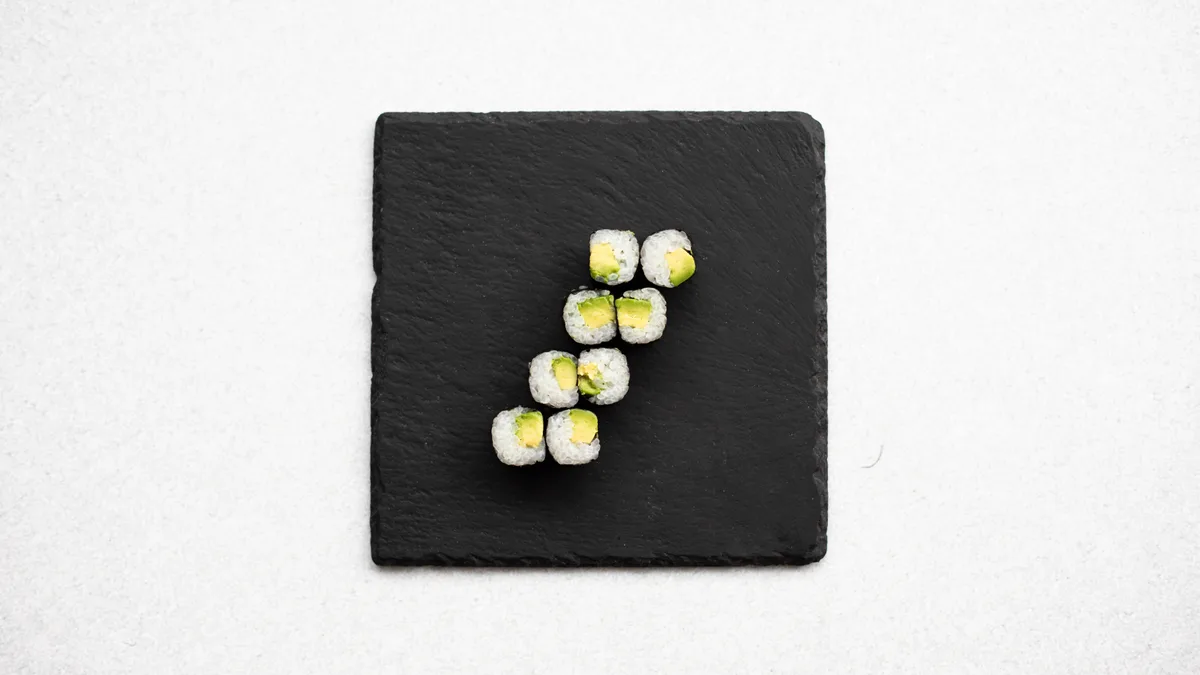 (s1) Avocado Maki