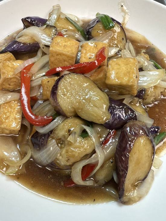 STIR FRIED EGGPLANTS