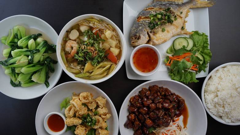 Sweet and Sour Seafood Soup