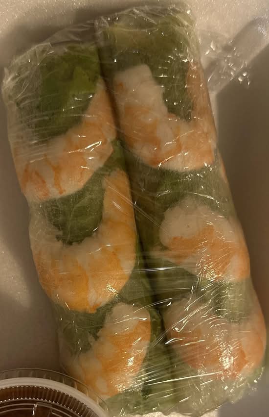 3. Fresh Summer Rolls with Shrimp (Gỏi Cuốn) (2 pcs)