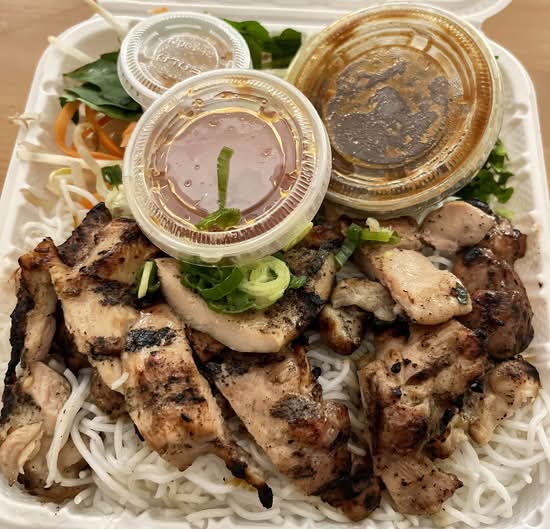 35. Vermicelli with Lemon Leaf Chicken (Bún Gà Nướng Lá Chanh)