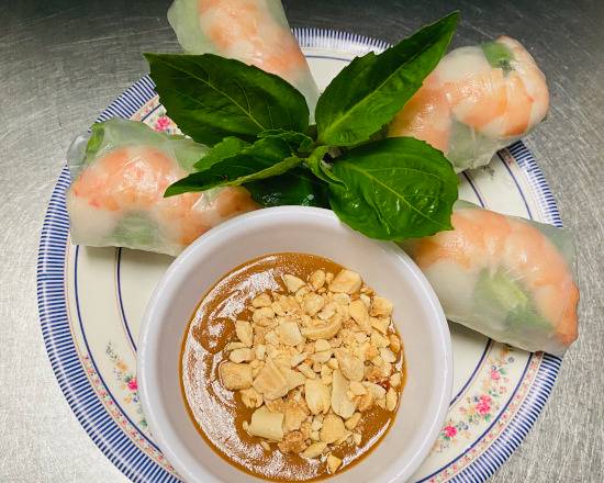 27 Spring Rolls With Shrimp And Steamed Pork