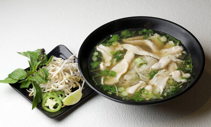 P1 Chicken Pho