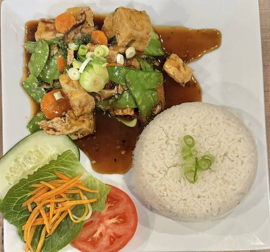 R2 Stir Fry Veggies and Tofu Rice Plates