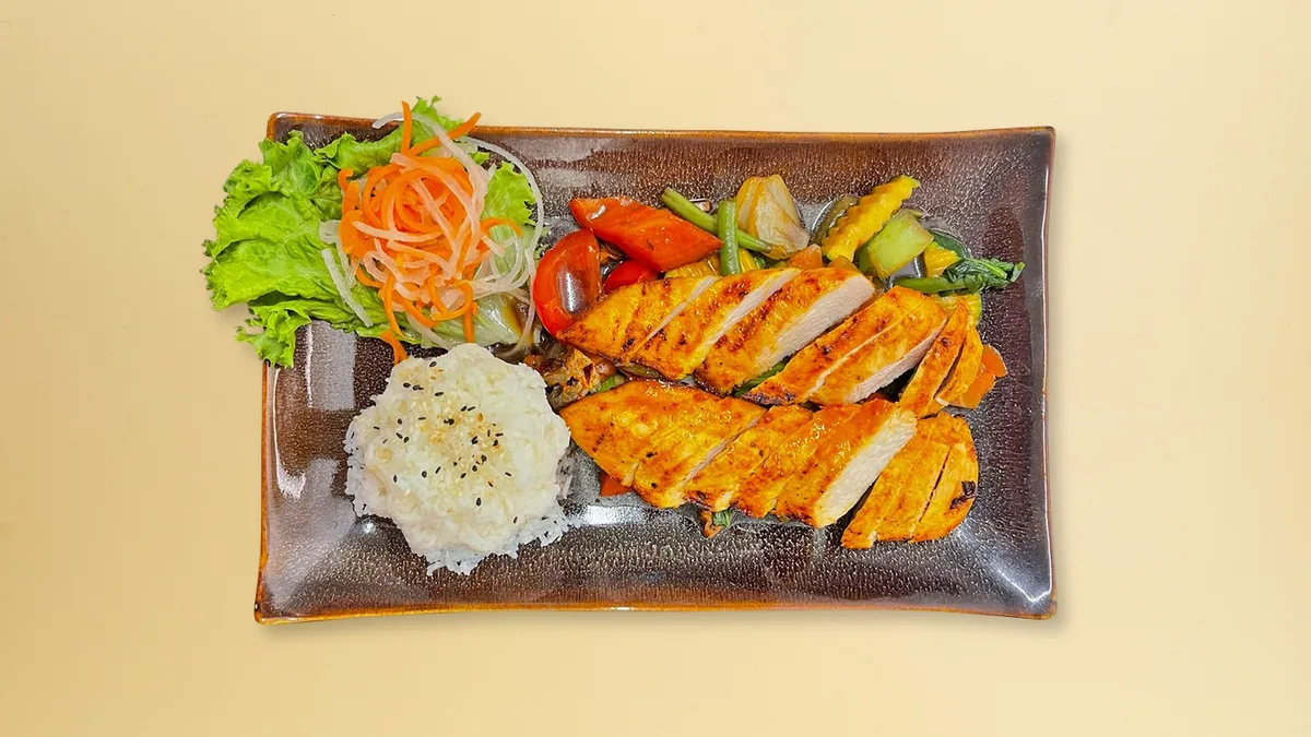 31. Com Ga Nuong