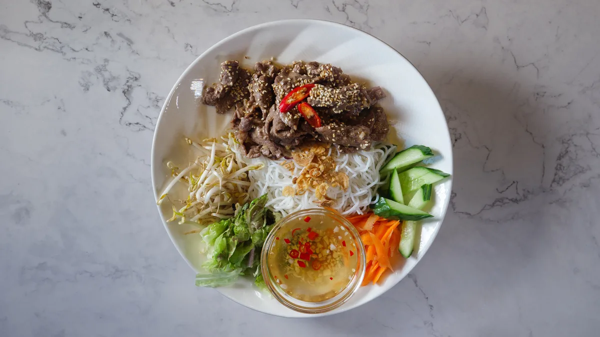 20. Bun Bo Xao Xa