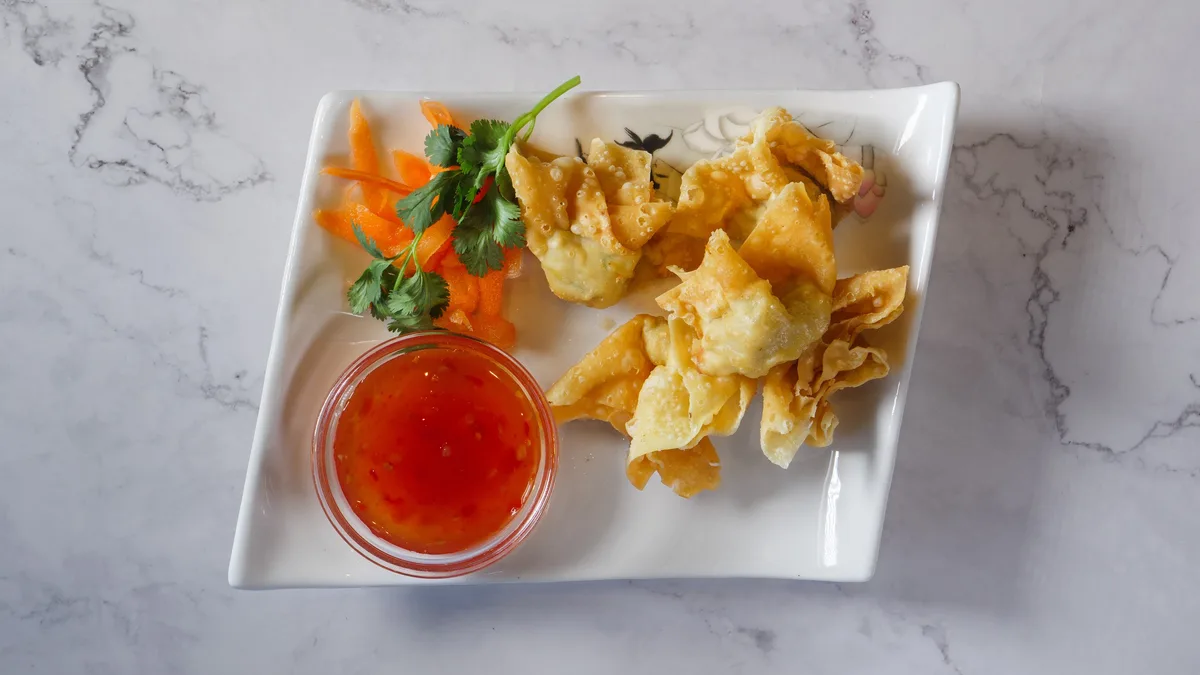 6. Stegte Wonton (5 stk)