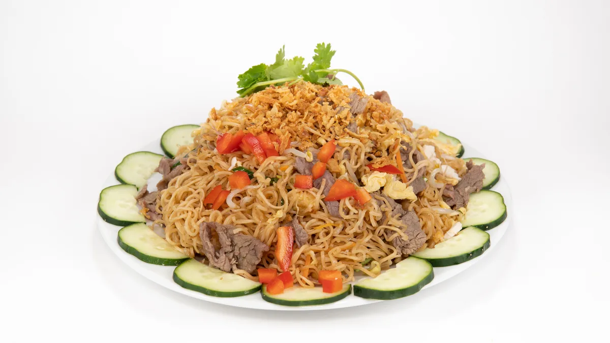 R2. Cơm rang bò
