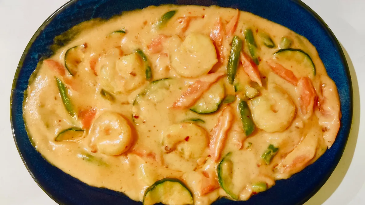 Krevety s kokosovou Red Curry omáčkou XXL  ( OBĽÚBENÉ ) 🌶️🌶️
