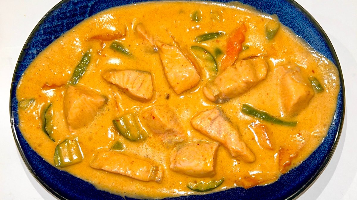 Losos s kokosovou Red kari omáčkou XXL  🌶️🌶️