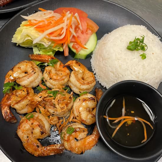 Grilled Shrimp on Rice (com tom nuong)
