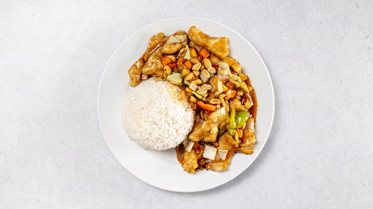 141. Kuřecí maso Kung pao