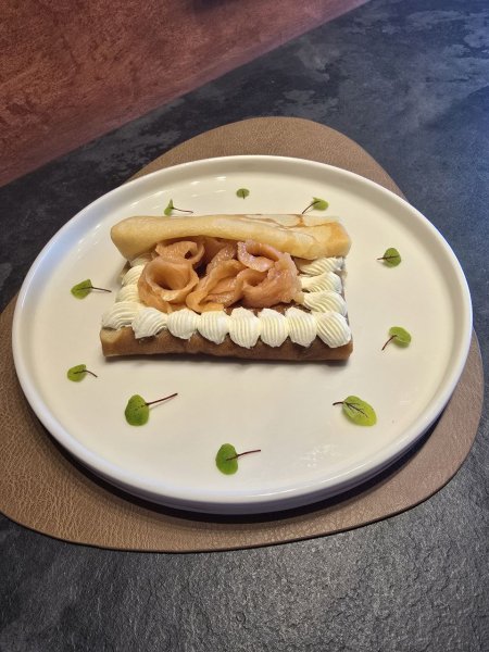 Phoenix Crepe