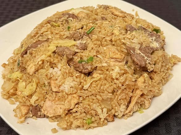 Chicken and Beef Fried Rice (Com Chien Ga and Bo)
