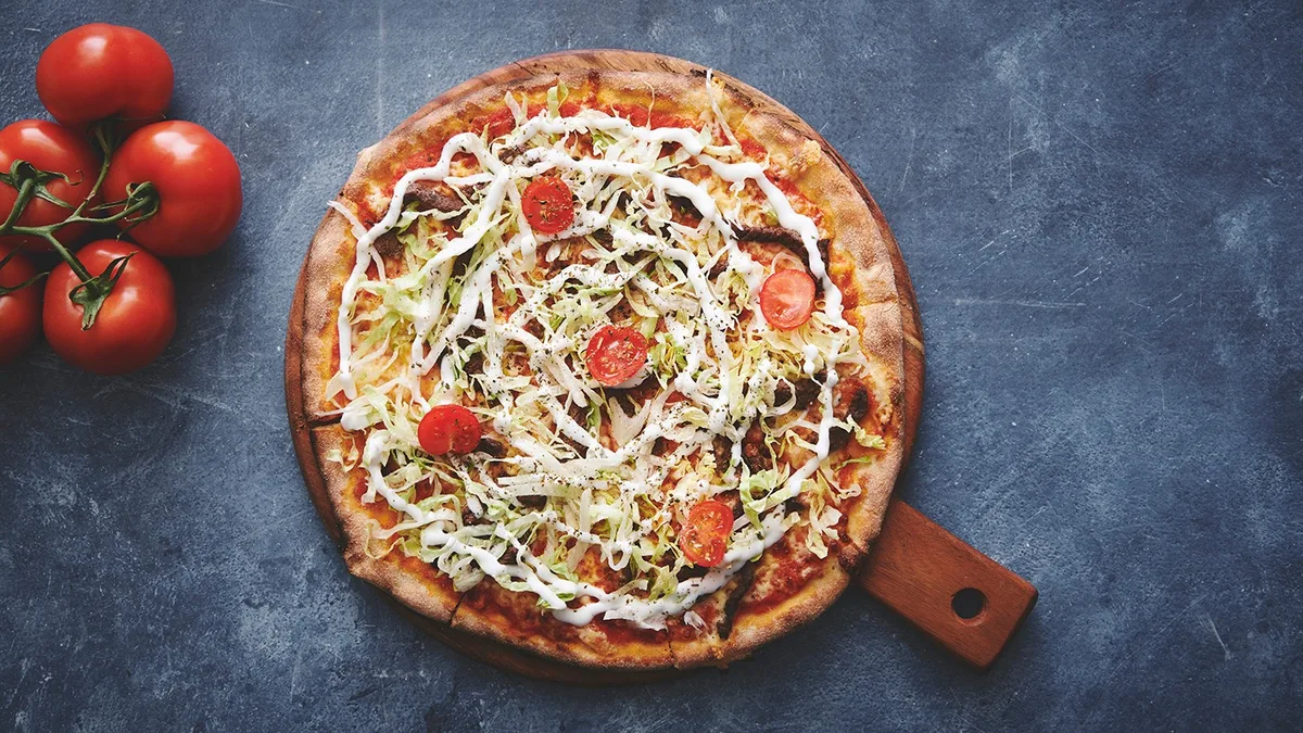 Salat Pizza