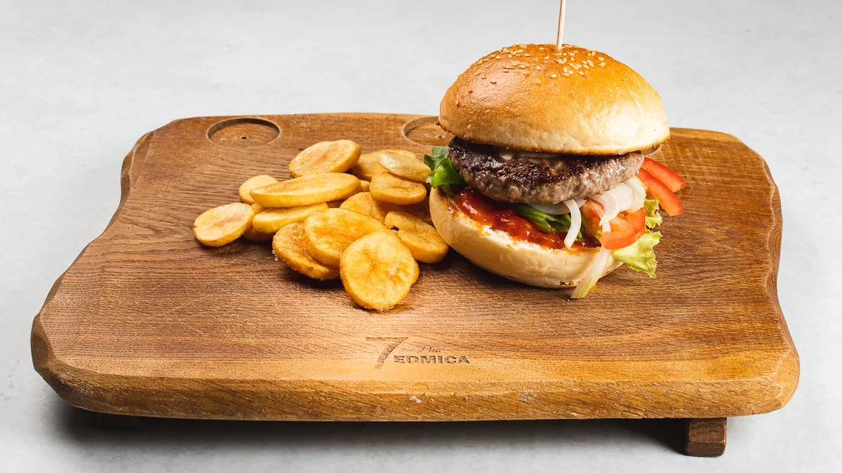 7edmica burger