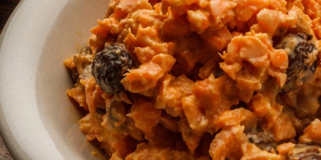 Carrot and Raisin Salad