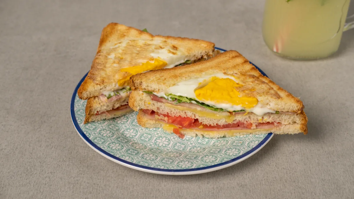 Hot Club Sandwich