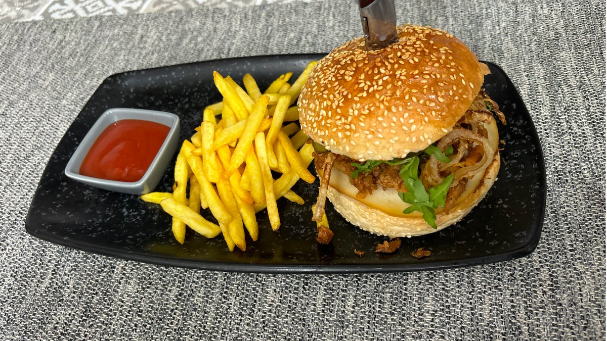Pulled pork burger
