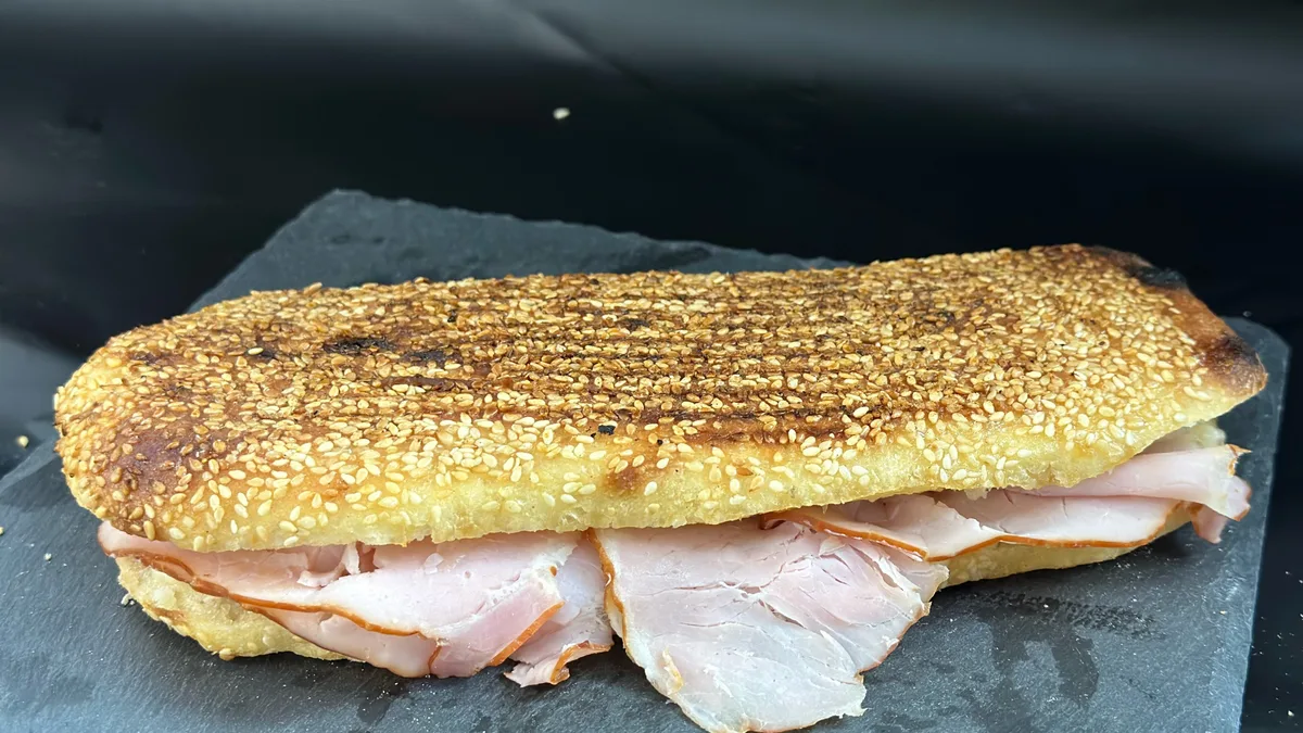 Tost pečenica kačkavalj
