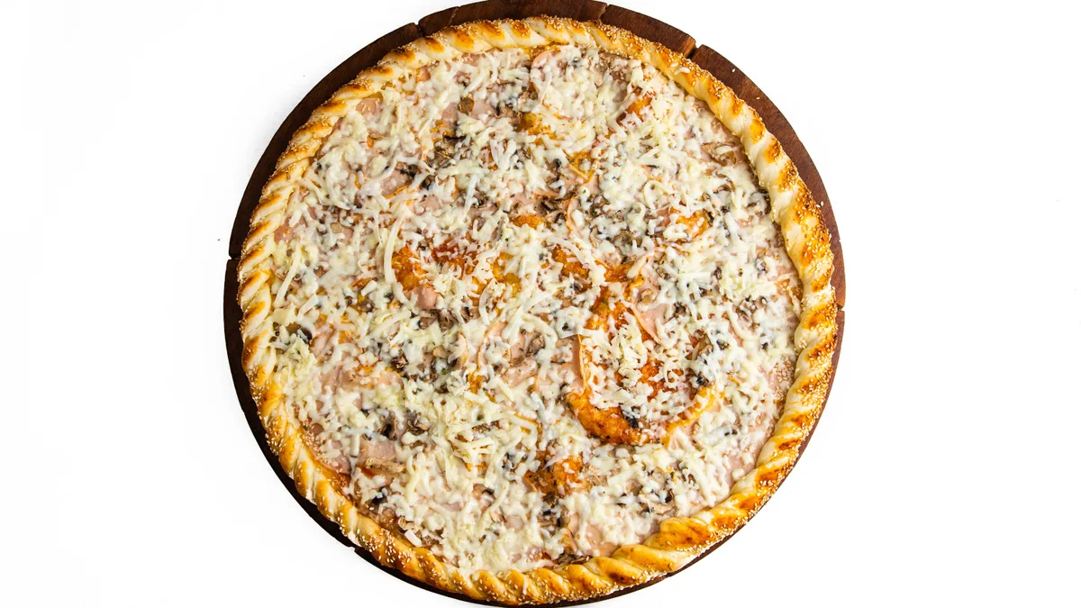 Pileća prsa pizza cela