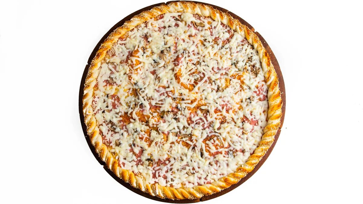 Pizza capricciosa cela
