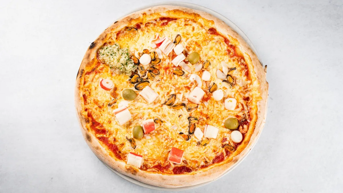 Pizza Morski sadeži