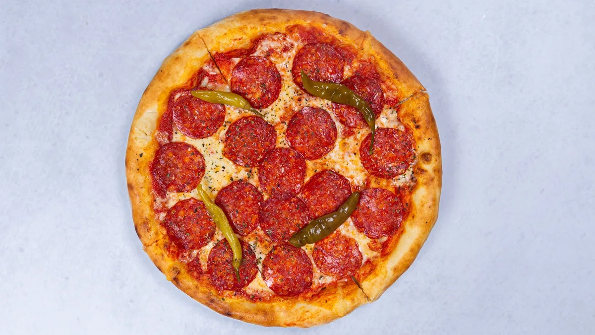 Peperoni pizza 42cm