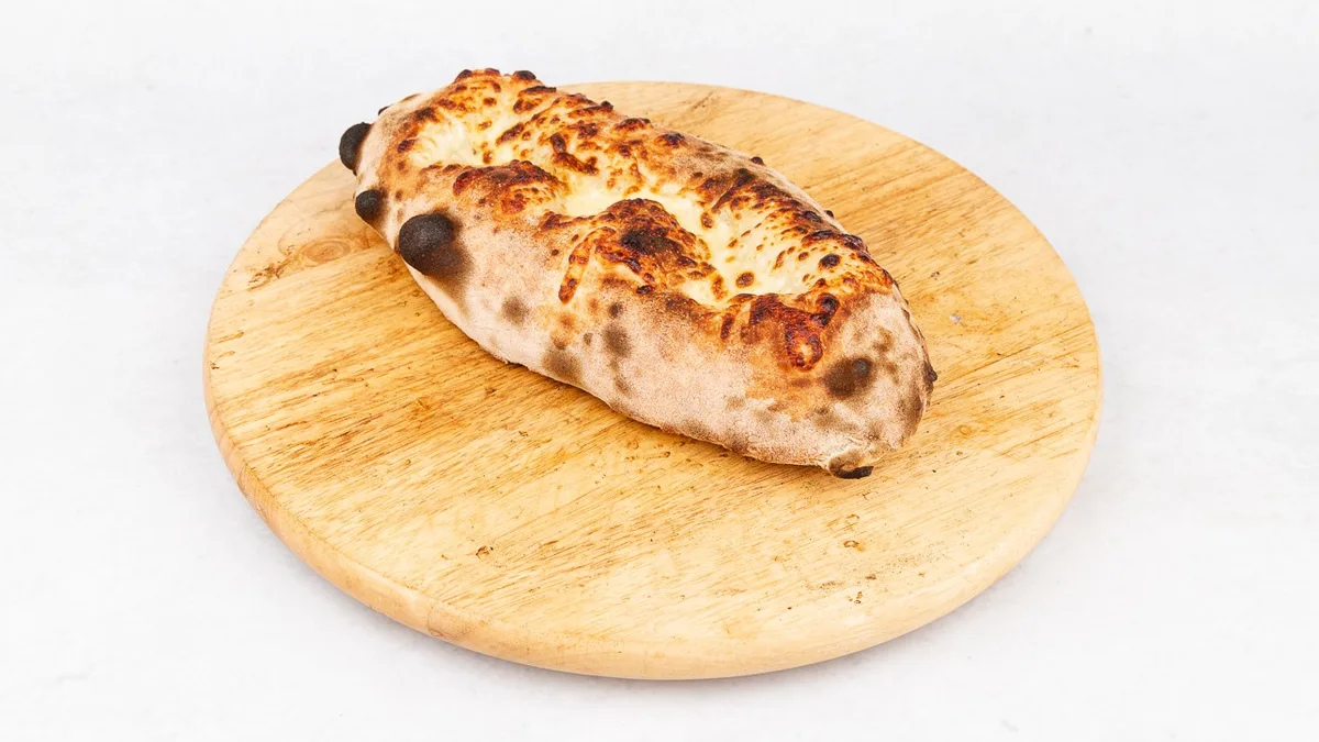 Focaccia s sirom