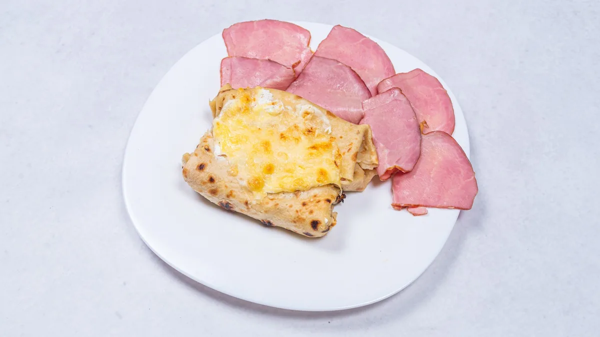 Slana palačinka pečenica