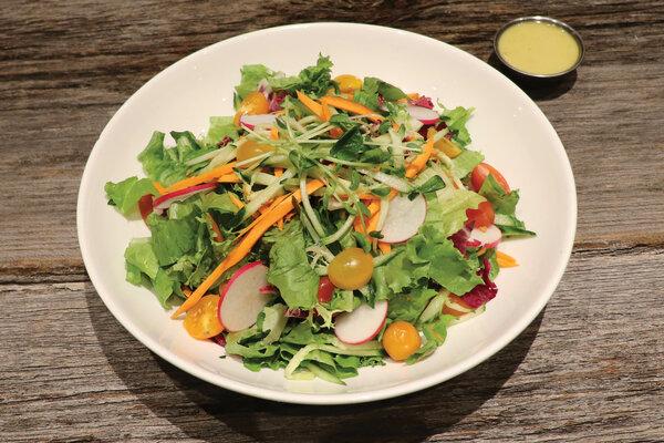 Vegan-friendly House Salad (large)