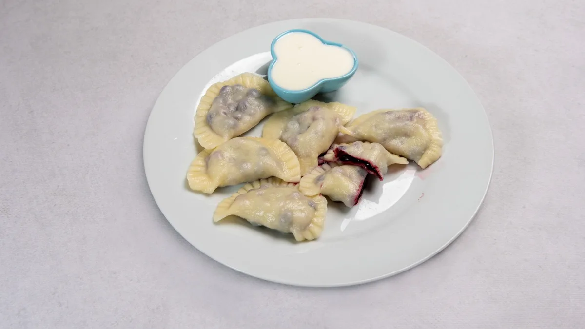 Pierogi z jagodami