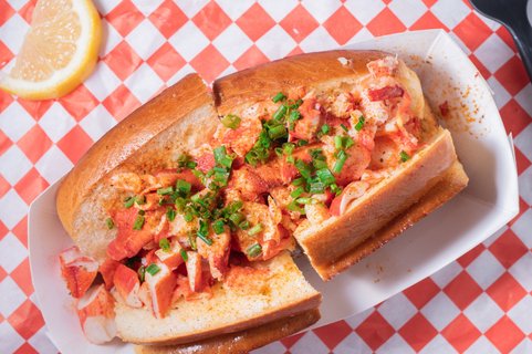 Maine Lobster Roll Platter