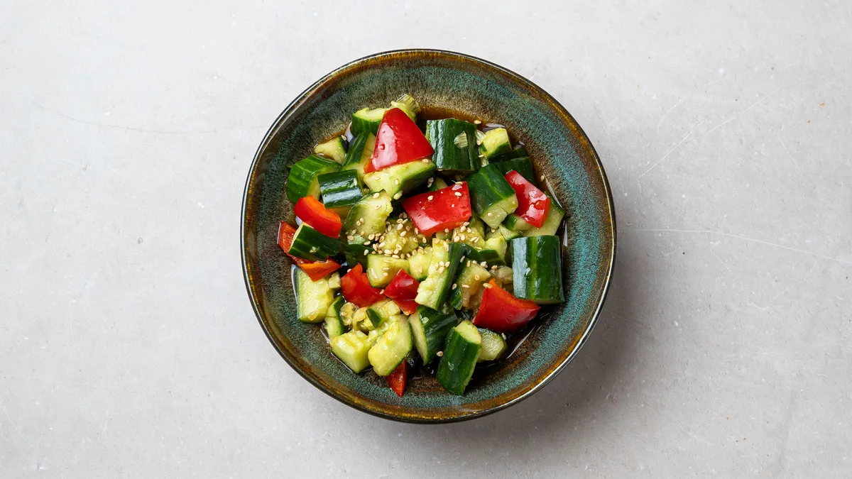 Kiinalainen kurkkusalaatti 🌶️ 黄瓜沙拉