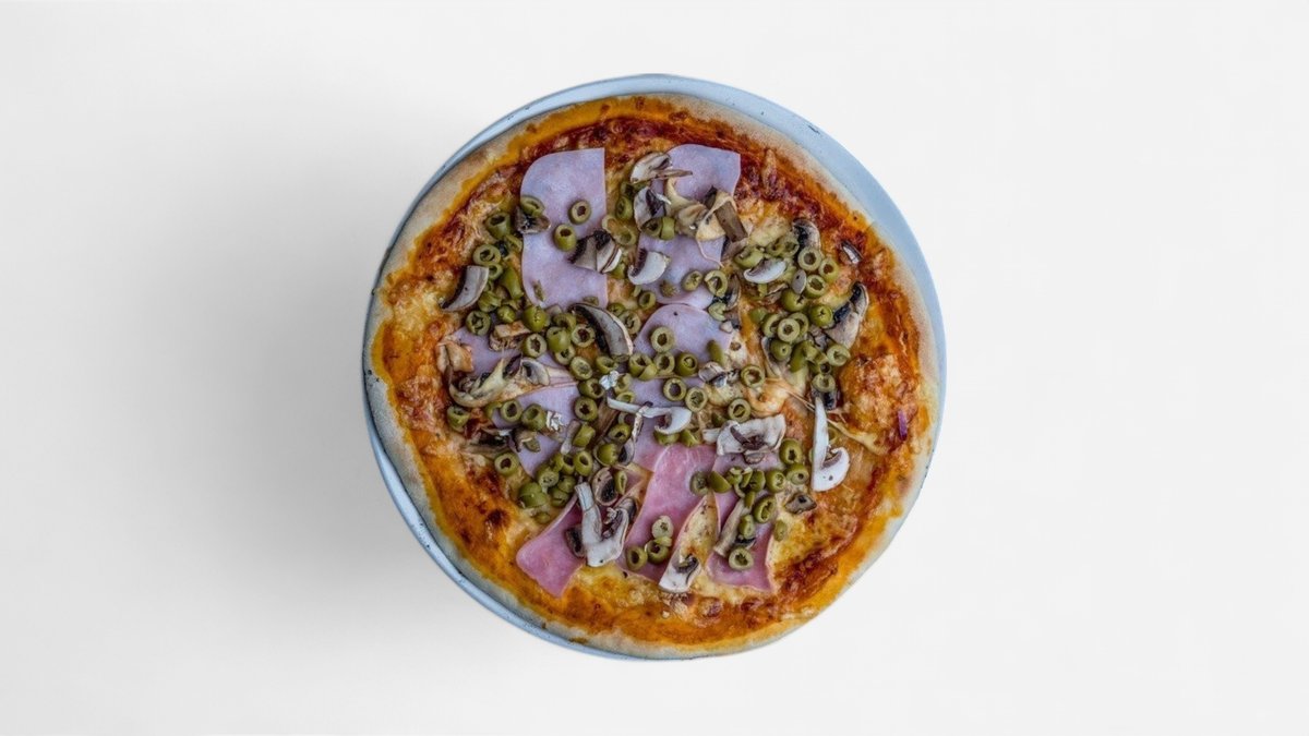 Calzone 'otvorená' pizza