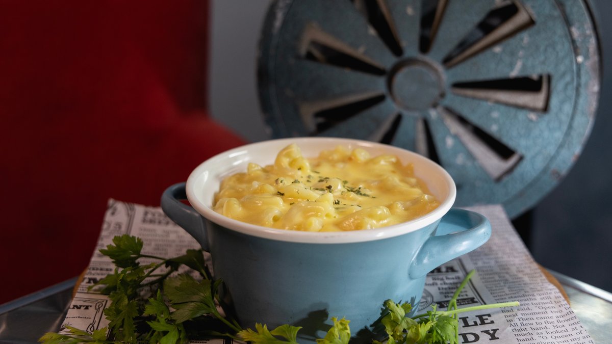 Mac "n" cheese