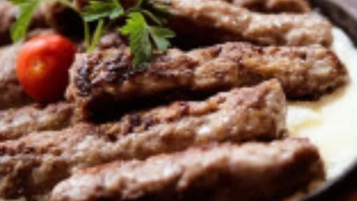 Ćevapi na kajmaku