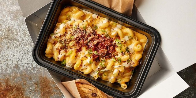 Loaded Mac and Cheese