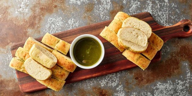 Pesto Bread