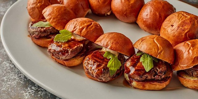 Tenderloin Sliders